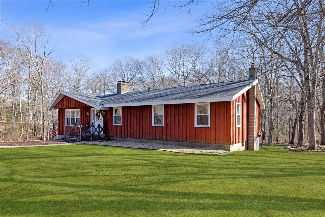 Exeter, RI 02822,82 Evergreen DR