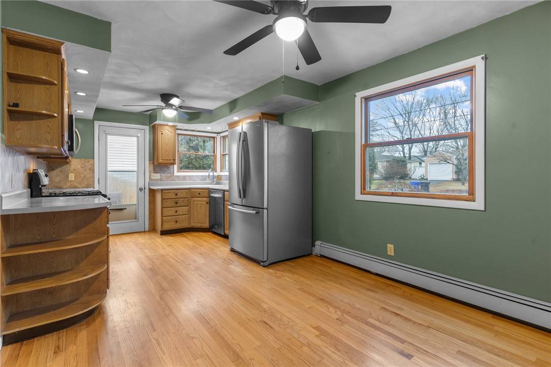East Providence, RI 02915,26 Manning DR