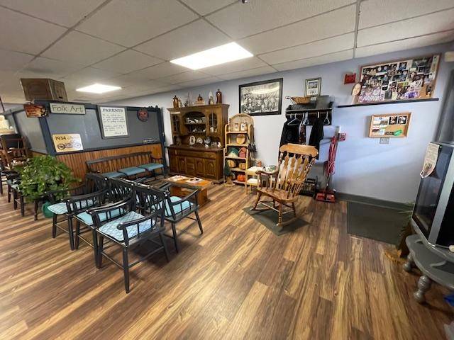 Burrillville, RI 02859,62 North Main ST