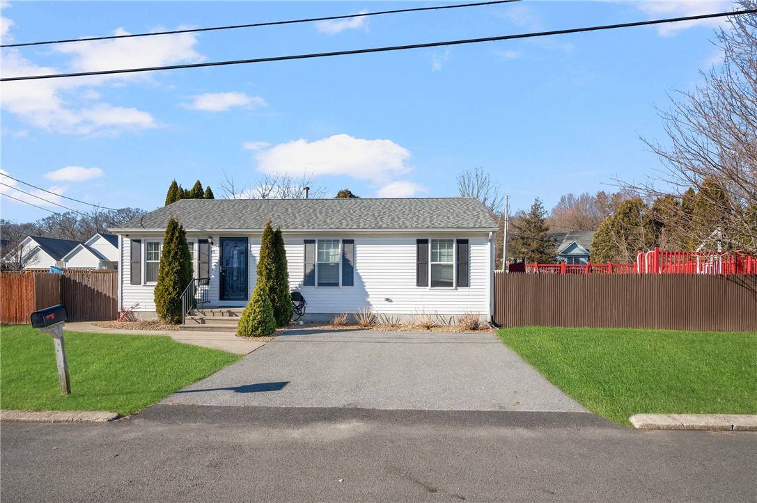 North Providence, RI 02911,43 Lawnacre DR