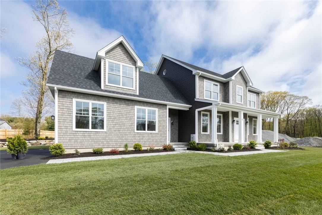 Lincoln, RI 02865,4 Realm CT