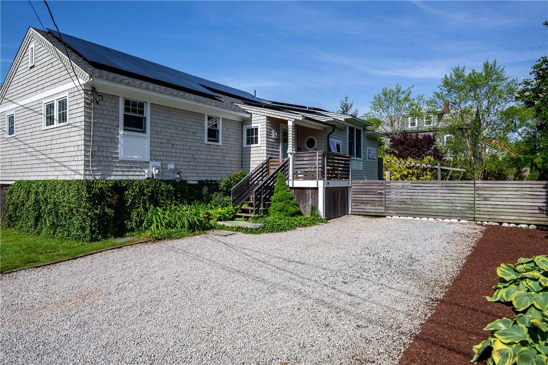 Middletown, RI 02842,151 Ellery AVE
