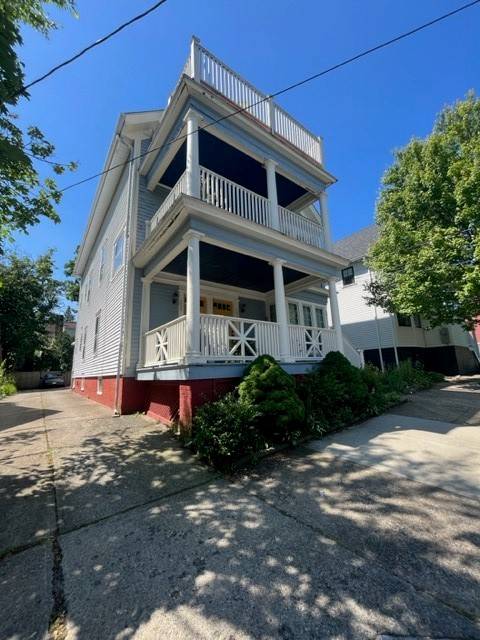 Providence, RI 02906,253 Doyle AVE #2