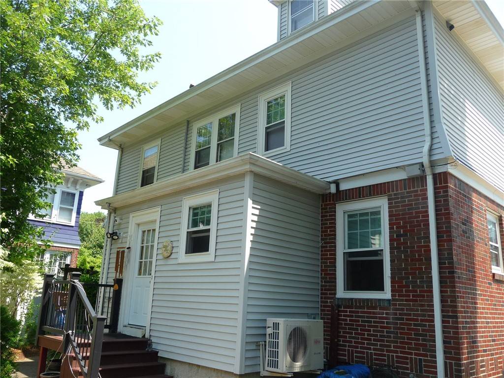 Cranston, RI 02905,73 Shaw AVE
