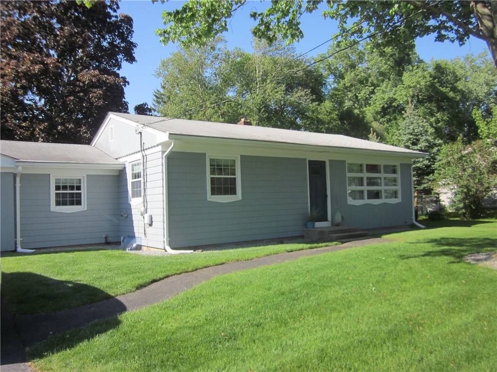 Smithfield, RI 02917,5 Domin AVE