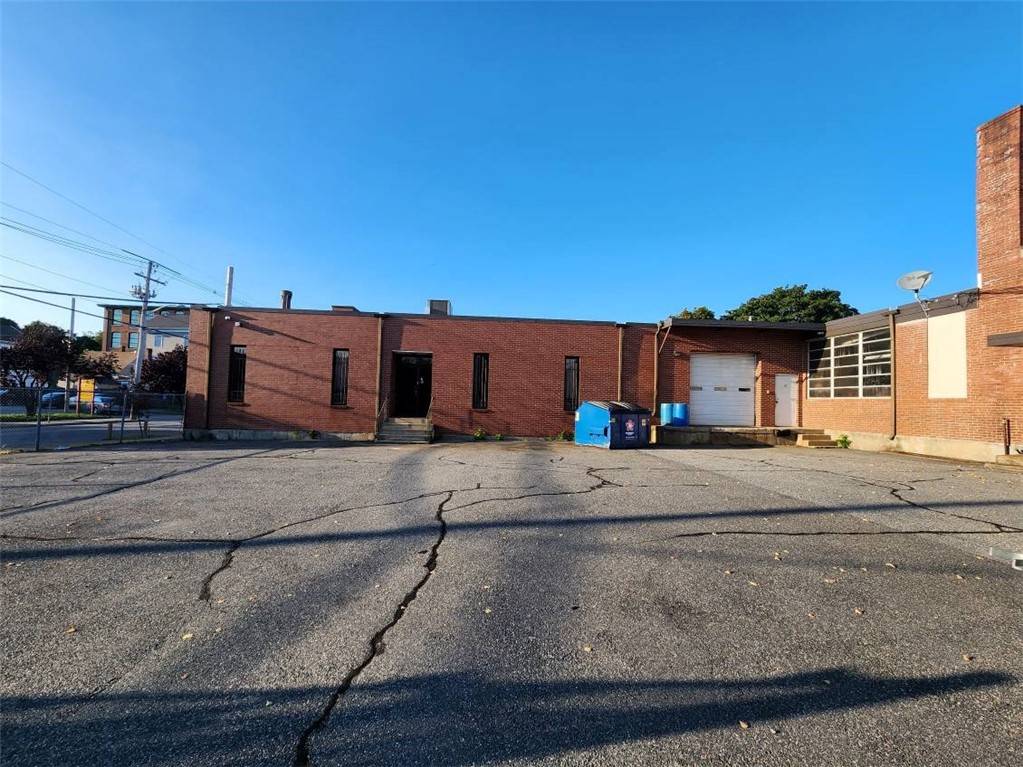 Providence, RI 02909,31 Delaine ST