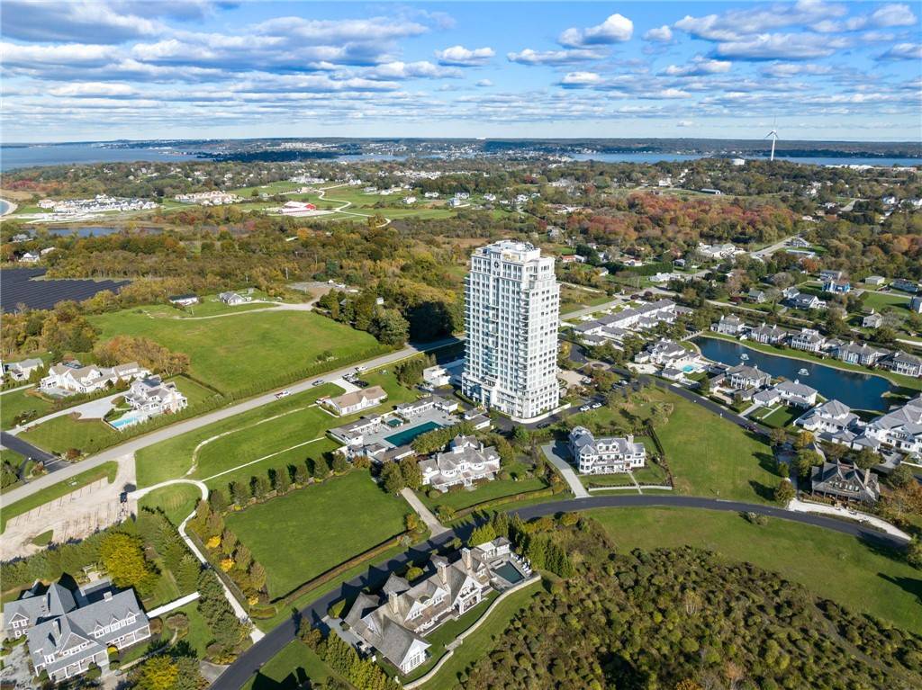 Portsmouth, RI 02871,1 Tower DR #1202