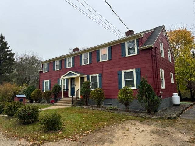 Cranston, RI 02831,1533 Hope RD