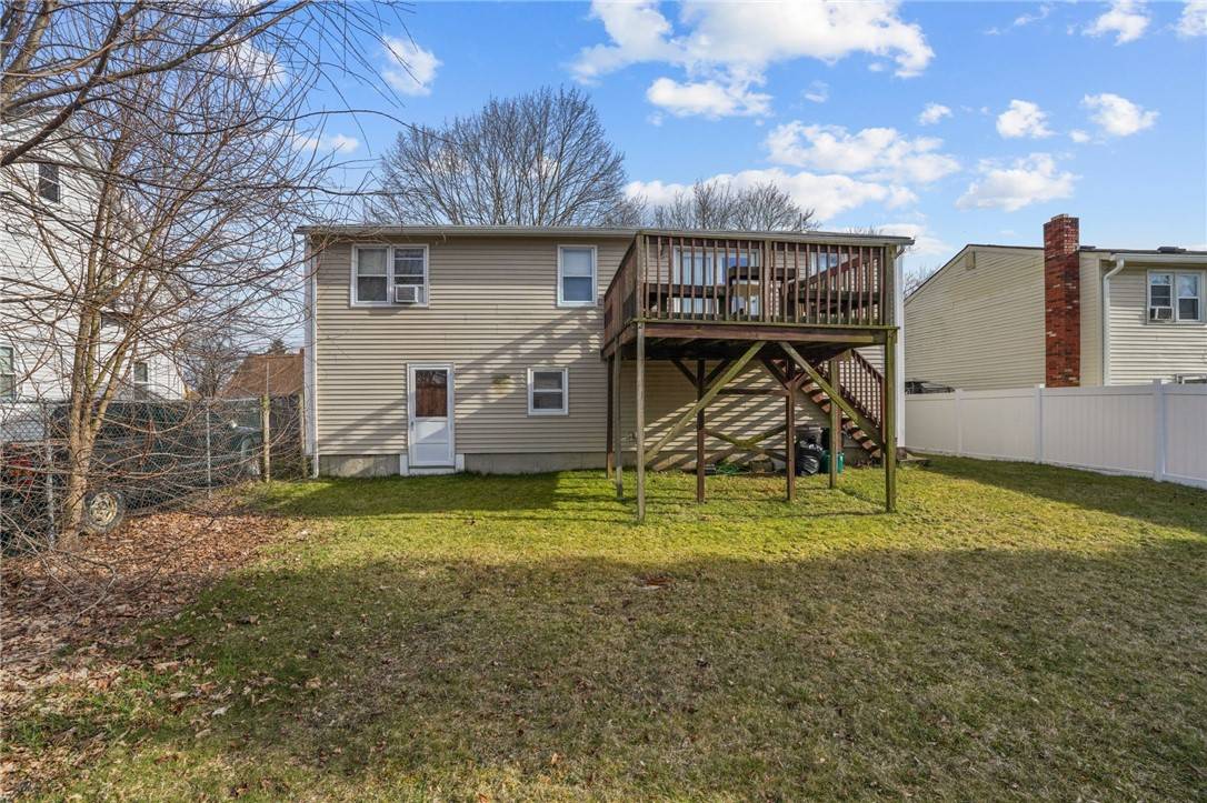 Johnston, RI 02919,17 Auburn Avenue