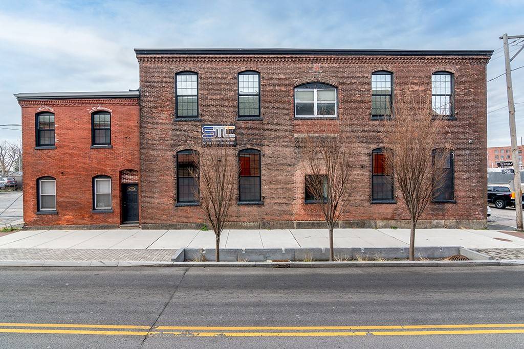 Pawtucket, RI 02860,248 Pine ST