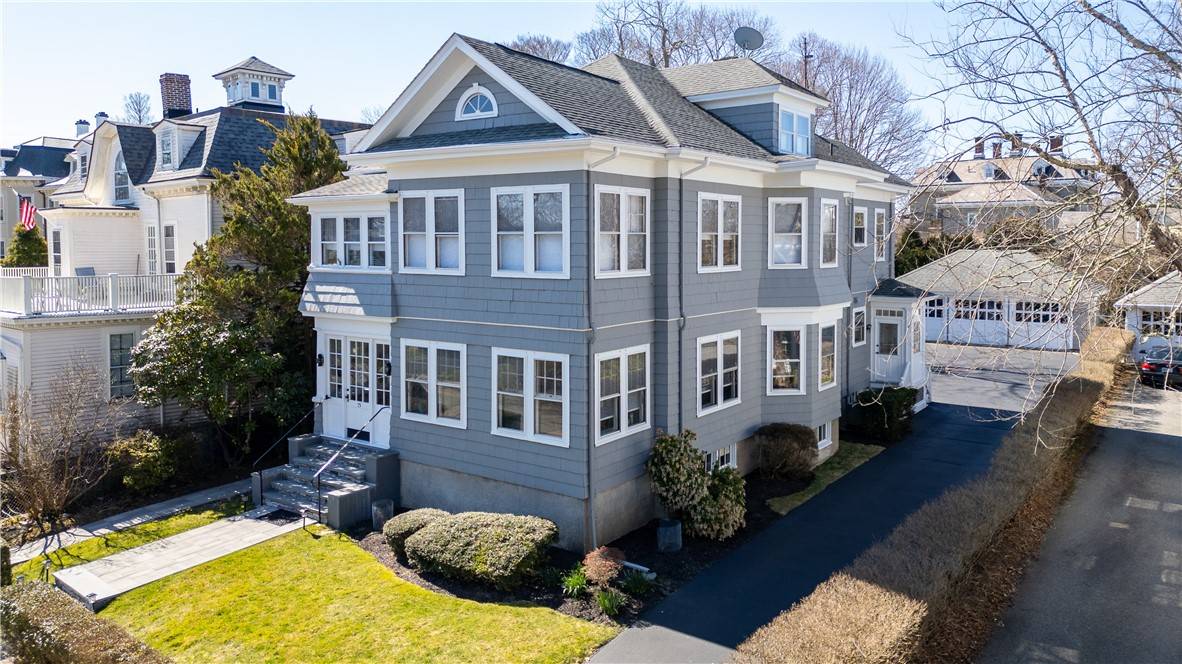 Newport, RI 02840,75 Ayrault ST #1