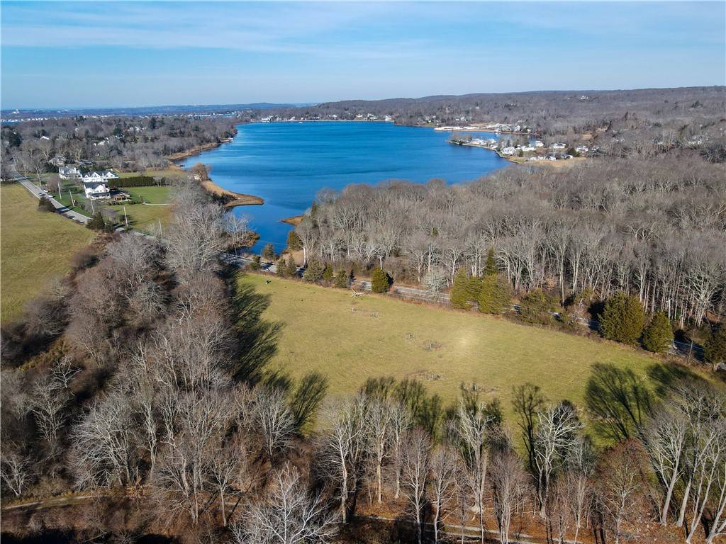 Tiverton, RI 02878,0 Nanaquaket RD