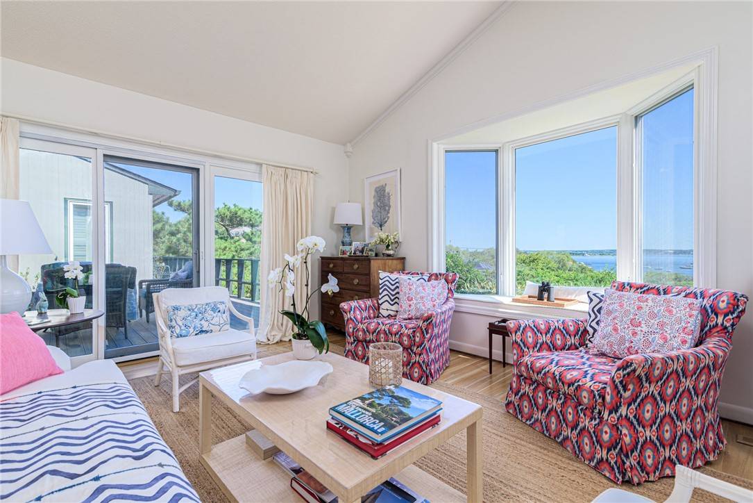 Jamestown, RI 02835,36 Newport ST