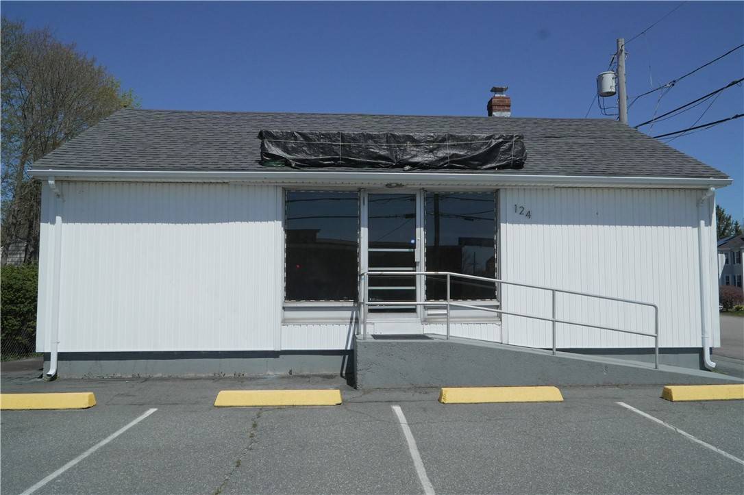 Middletown, RI 02842,124 East Main RD