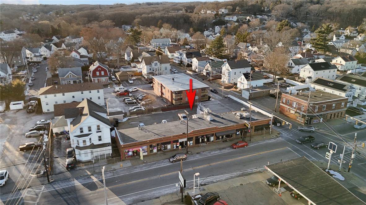 Pawtucket, RI 02860,570 Smithfield AVE
