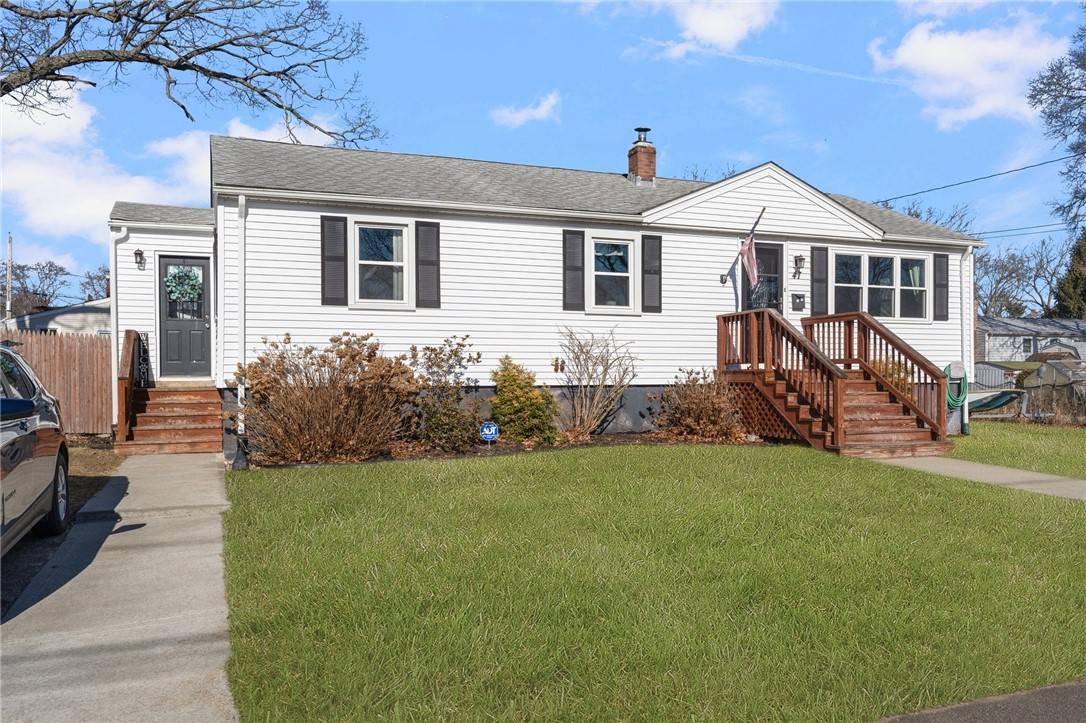 Warwick, RI 02889,47 Arlee ST