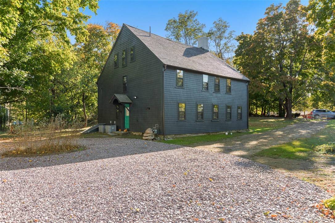 Lincoln, RI 02865,1147 Great RD