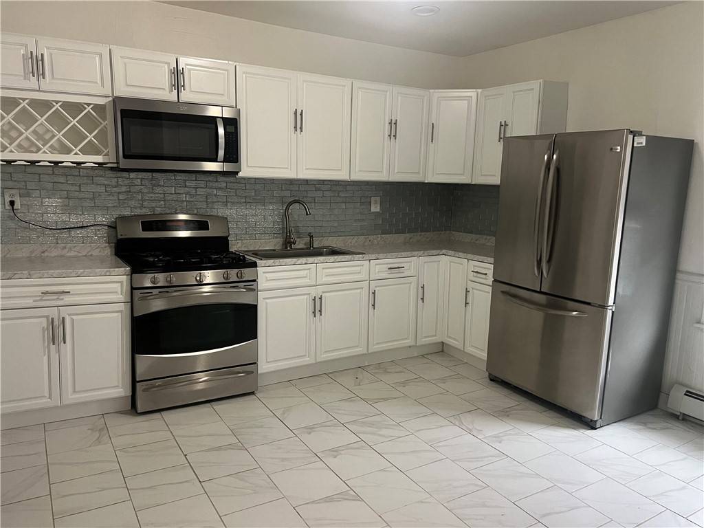 Providence, RI 02907,507 Elmwood AVE #1