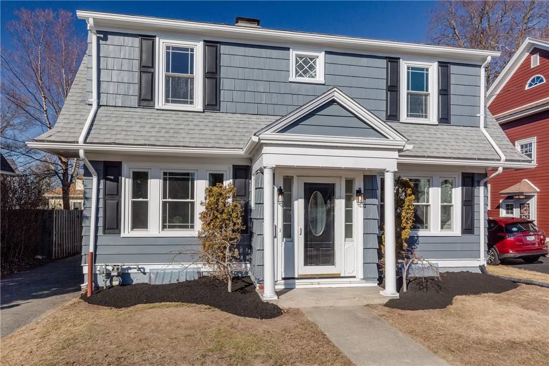 Warwick, RI 02888,41 Hartford PL