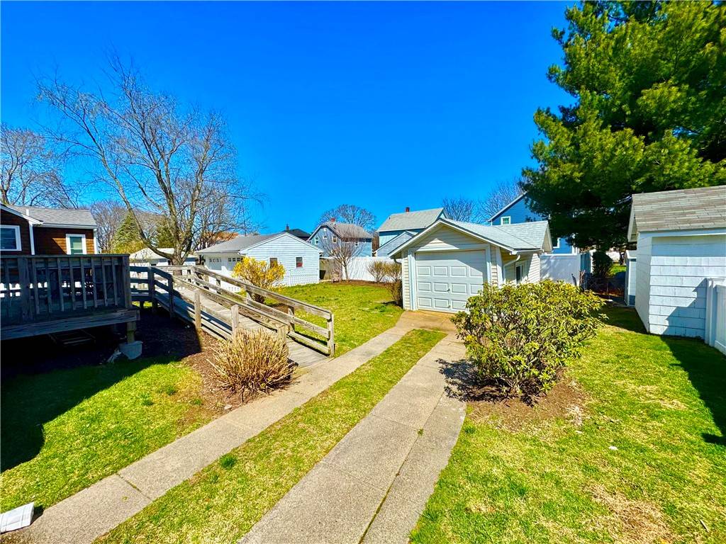 East Providence, RI 02914,34 Kent AVE