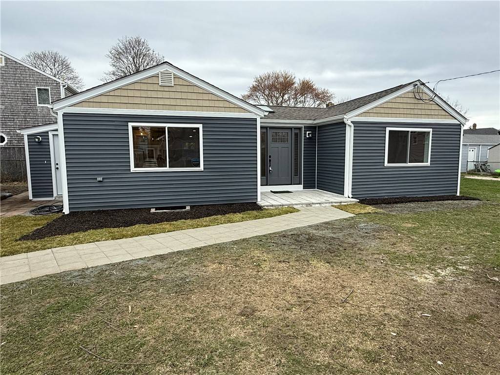 Portsmouth, RI 02871,113 Cedar AVE