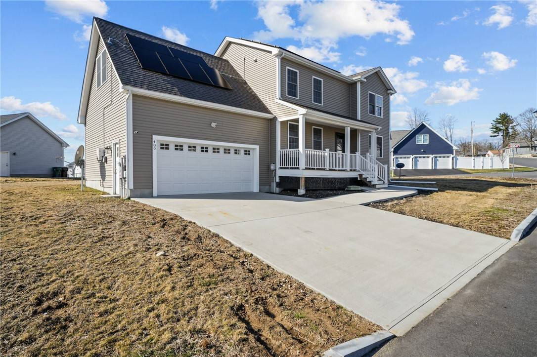 Woonsocket, RI 02895,489 Lucille ST