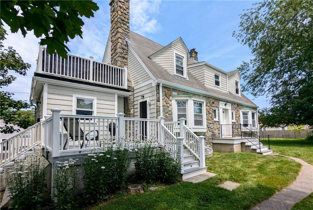 Newport, RI 02840,23 Smith AVE #2
