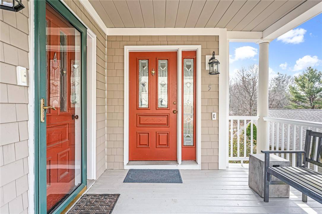 South Kingstown, RI 02879,468 Kingstown RD #5