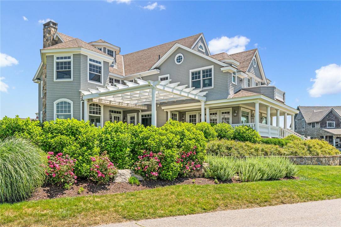 Westerly, RI 02891,7 Fenway RD