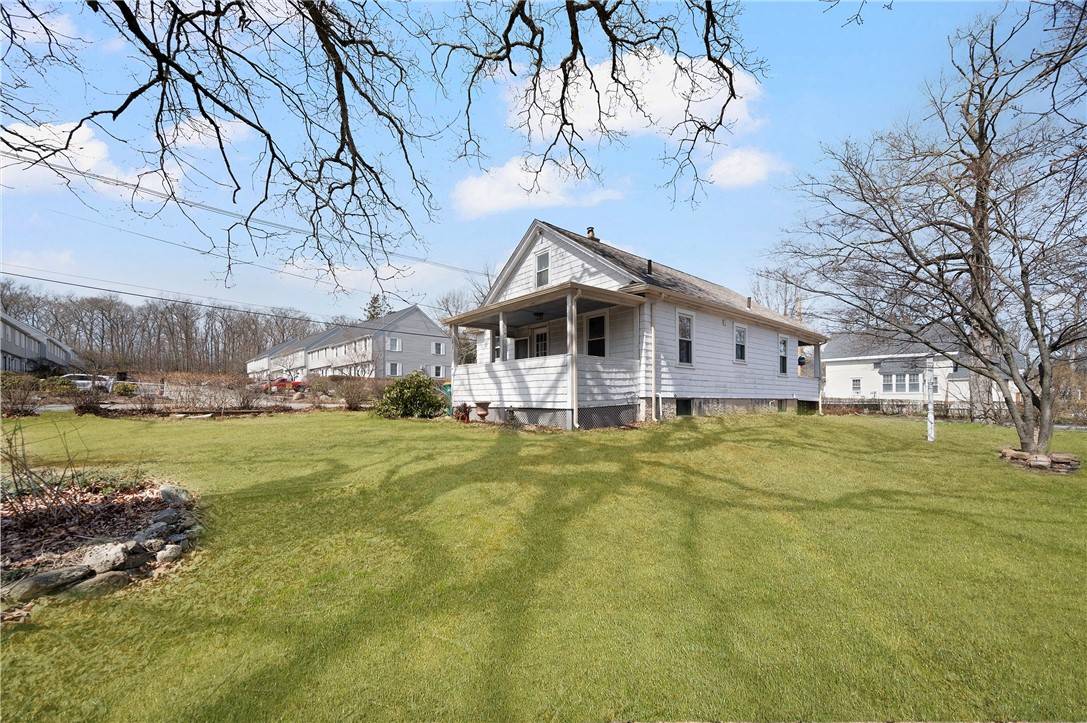 North Attleboro, MA 02760,78 Ash ST