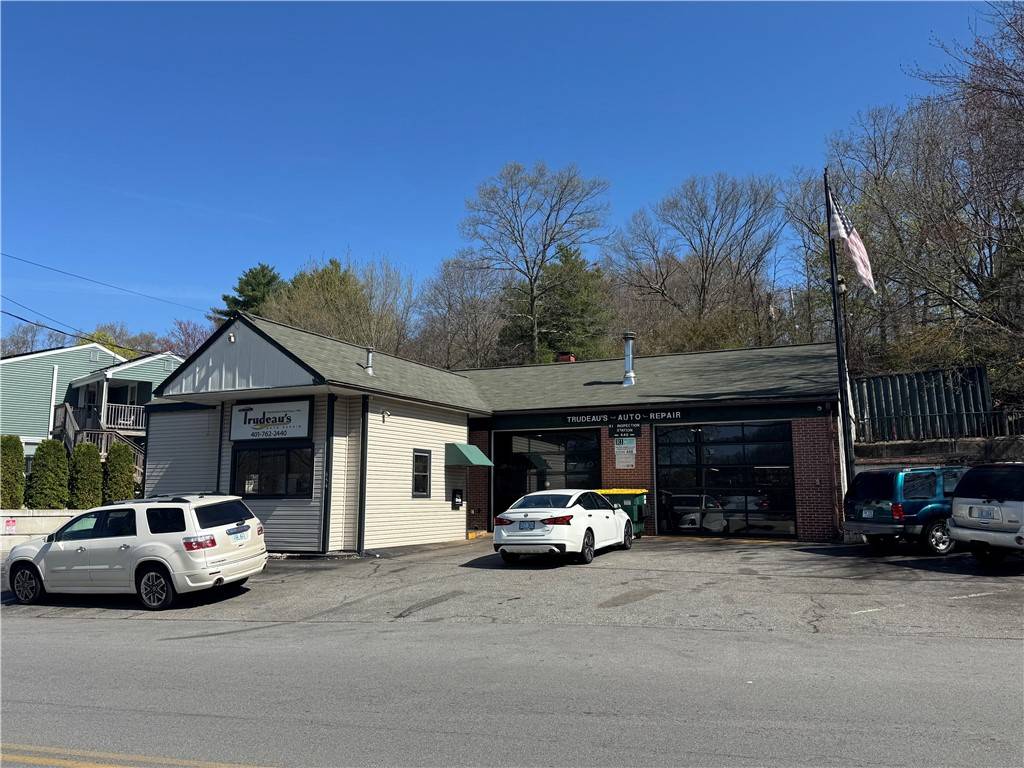 Woonsocket, RI 02895,654 Cass AVE