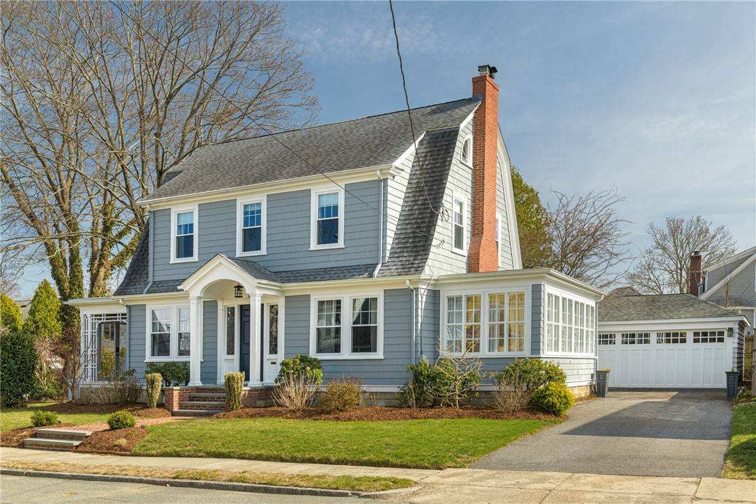 Cranston, RI 02905,15 Rosewood AVE