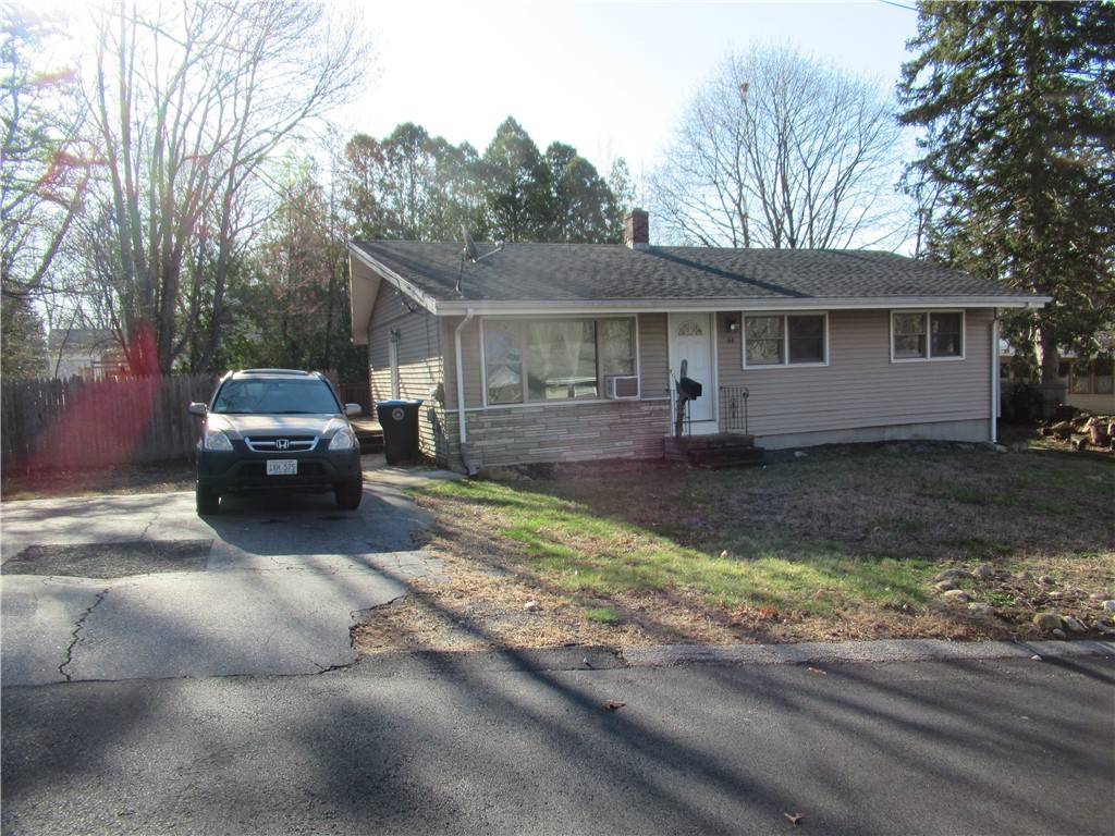 North Smithfield, RI 02896,44 Merrimac Dr DR