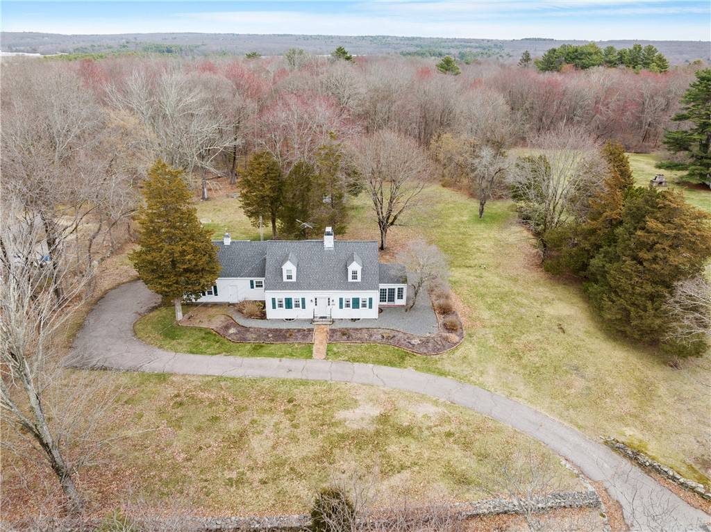 Cumberland, RI 02864,3225 Diamond Hill RD
