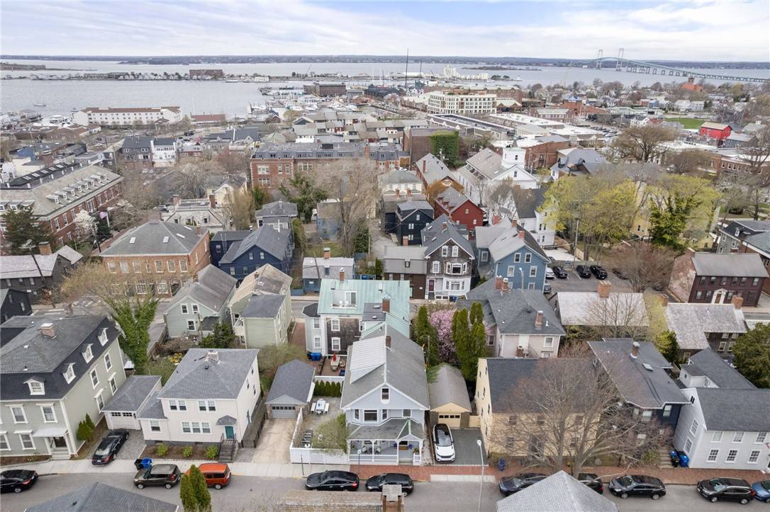 Newport, RI 02840,21 Division ST