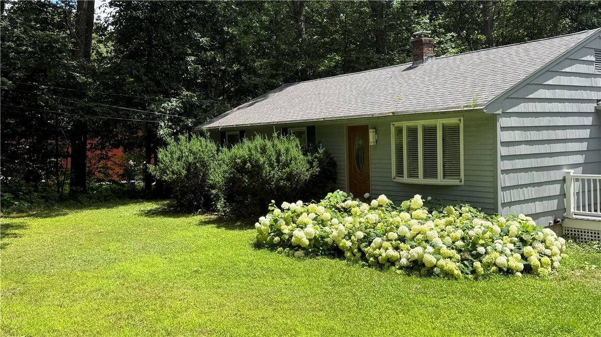 Scituate, RI 02857,584 Hartford PIKE