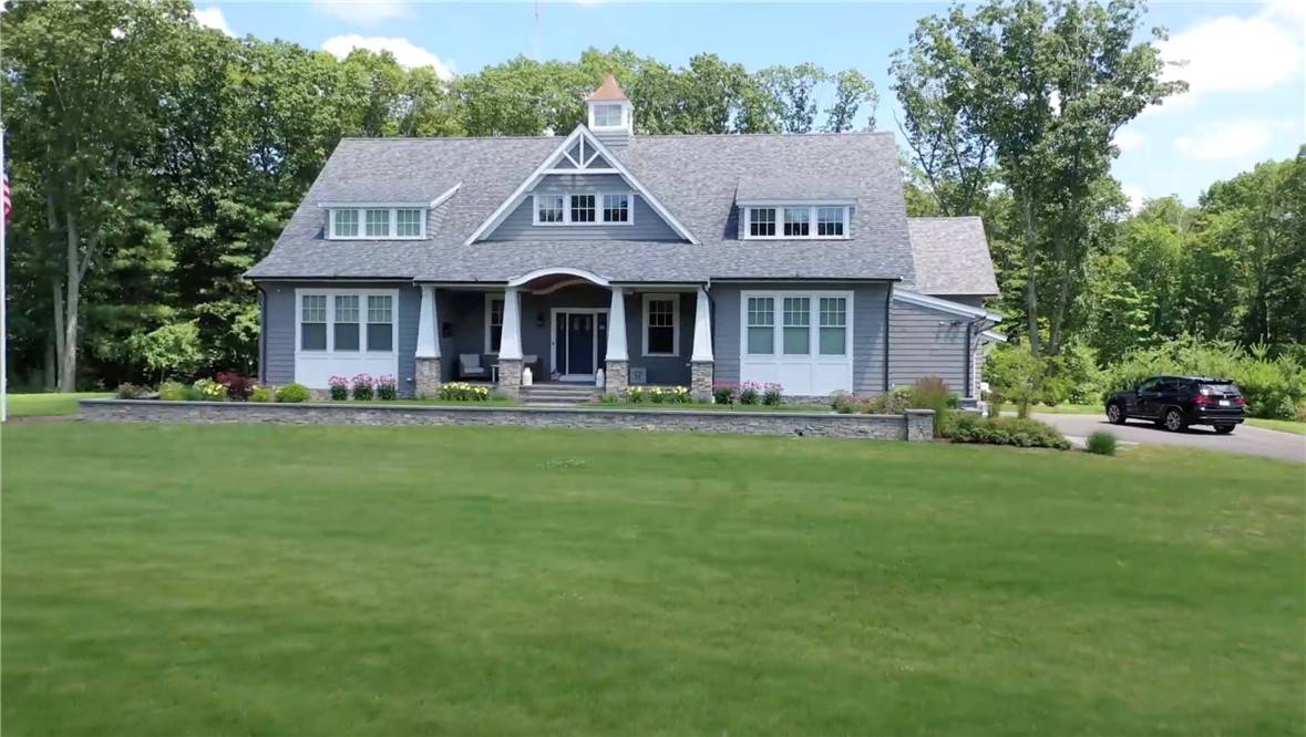 Seekonk, MA 02771,11 Patricia DR