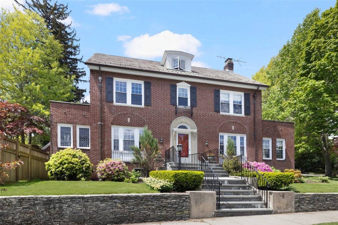 Providence, RI 02906,296 Taber AVE