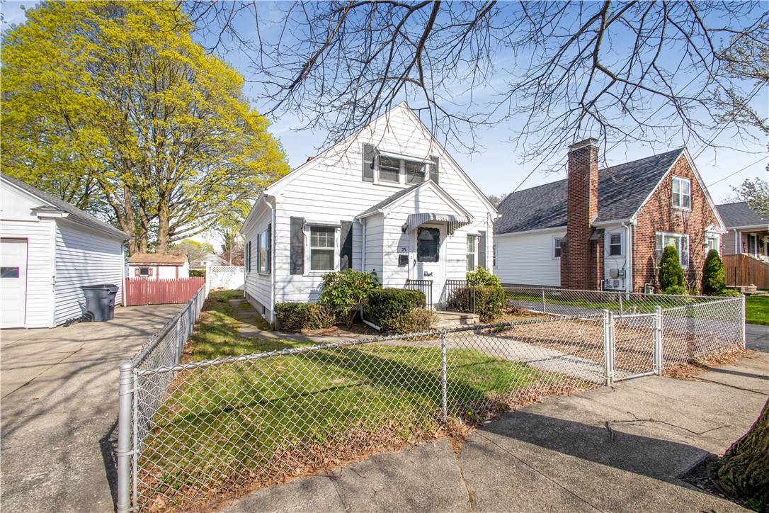 Providence, RI 02908,39 Hillview AVE