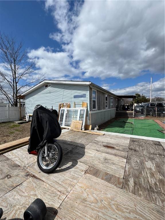 Pawtucket, RI 02861,91 Seabiscuit PL