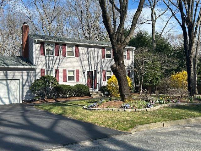 Warwick, RI 02818,40 Newcastle DR