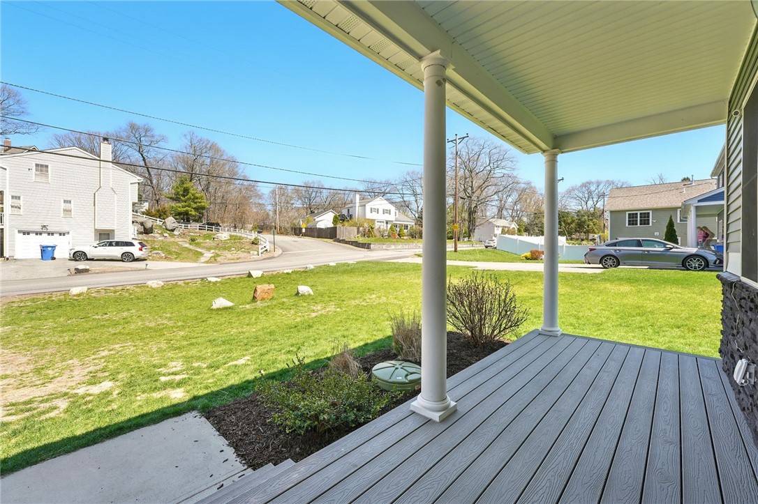 Lincoln, RI 02865,132 Cobble Hill RD