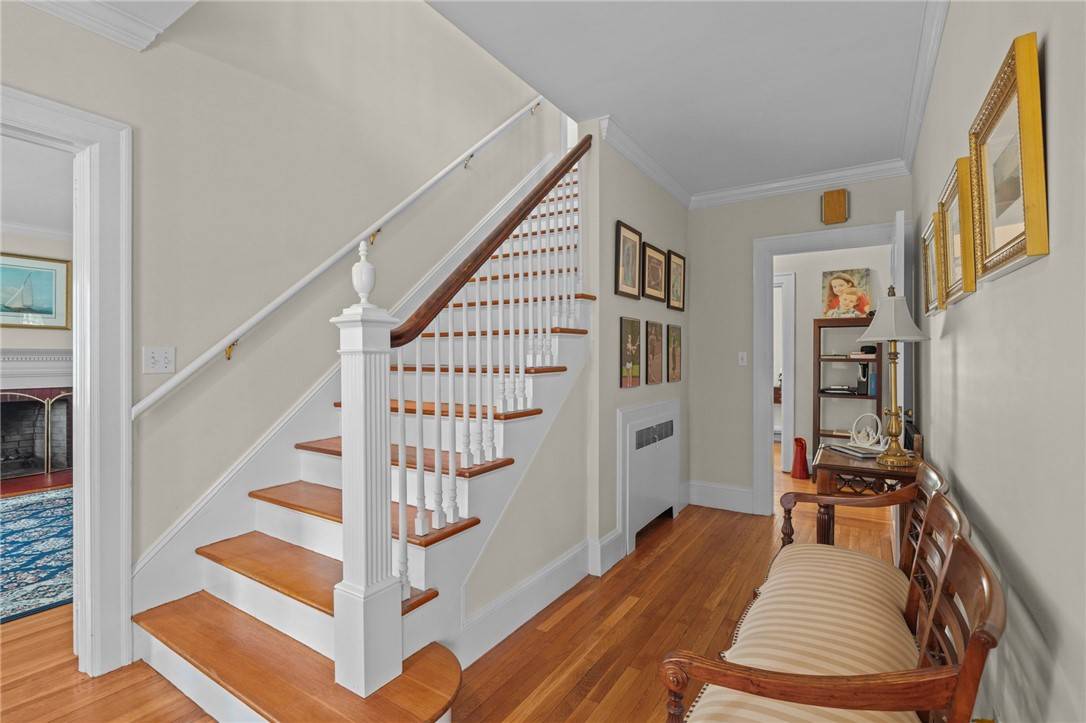 Newport, RI 02840,60 Ayrault ST