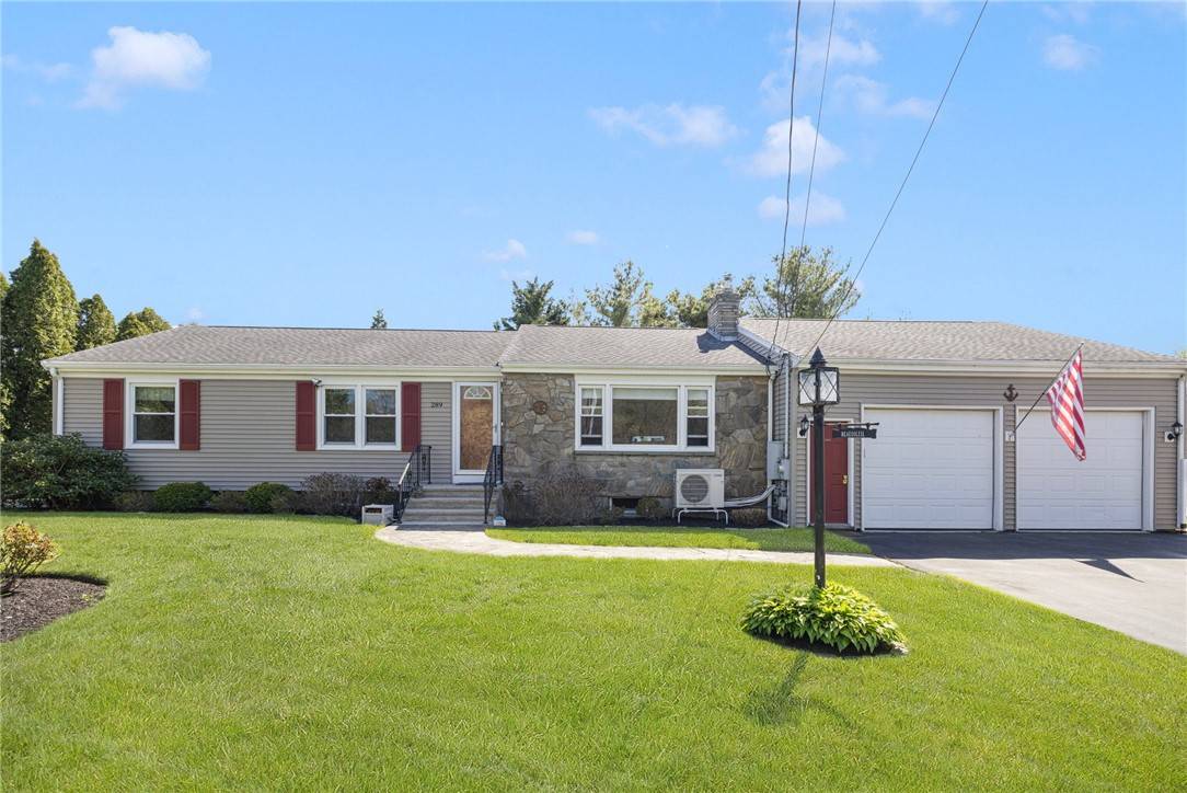 Middletown, RI 02842,289 Oliphant LN