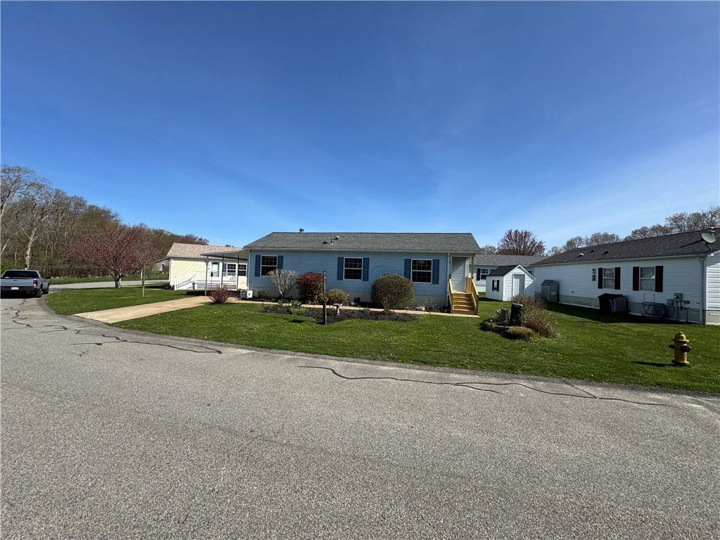 Tiverton, RI 02878,11 Cardinal CT