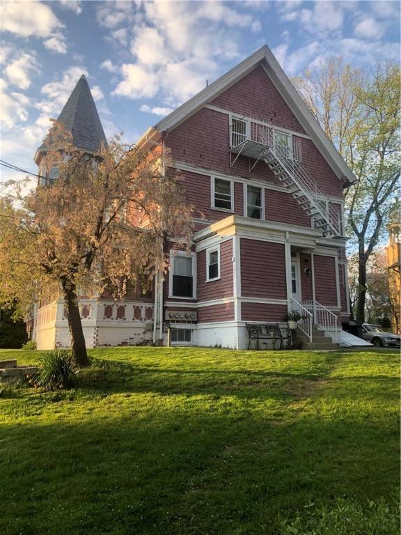 Woonsocket, RI 02895,428 Blackstone ST