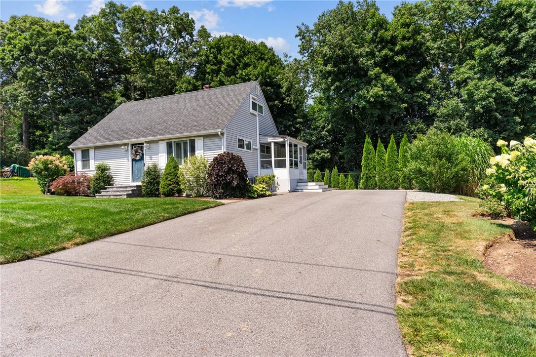 Smithfield, RI 02828,32 Spencer RD