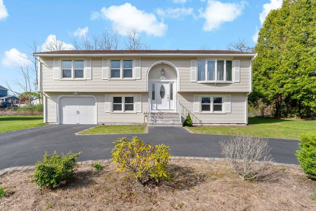 East Providence, RI 02914,2 Rowley ST