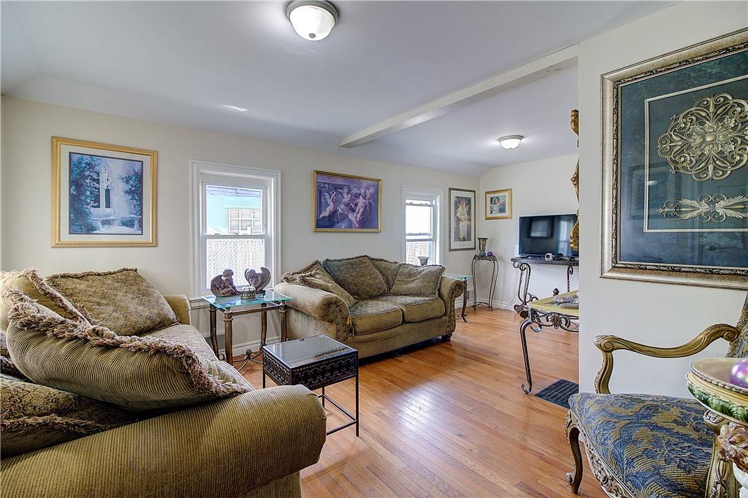 Warwick, RI 02888,434 Harrington AVE