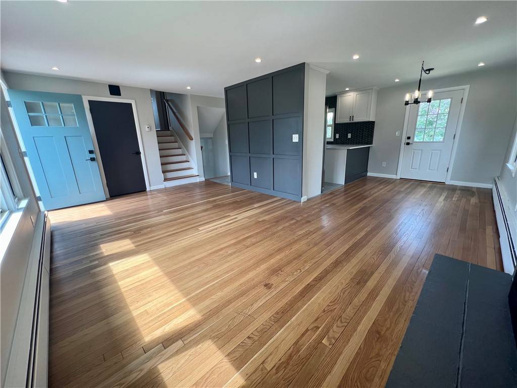 North Kingstown, RI 02852,143 Greenmeadow CIR
